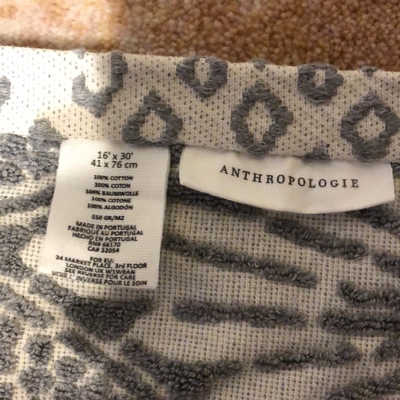 3 Anthropologie Stone Carvings Hand Towels - Picture 4 of 5